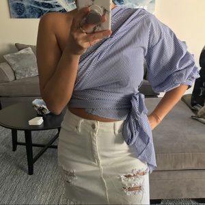 One shoulder wrap top with puff sleeve